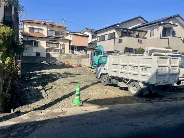 【福岡市城南区】友丘の現場、ついに建物解体が完了！整地作業へ🚜✨
