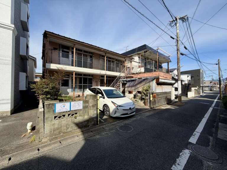 【福岡県春日市】光町にてアパート解体工事がスタート！着工前から現在までの進捗レポート🏚️🚜