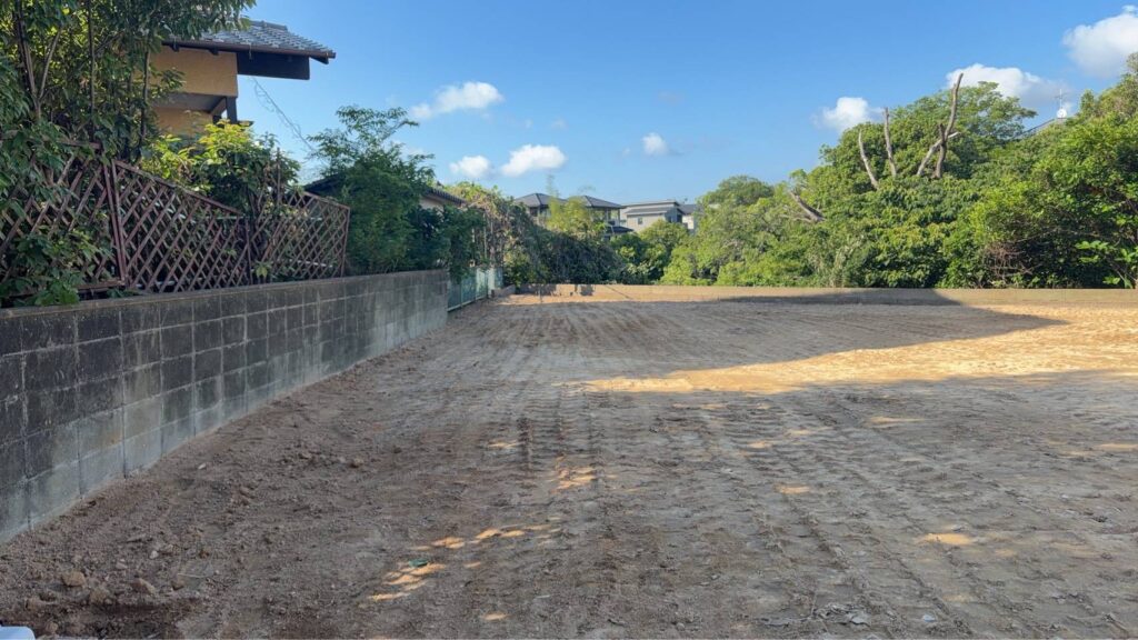 【福岡県春日市】木造平屋の解体事例｜住宅地のお住まいを、手作業のていねいな解体できれいな更地へ