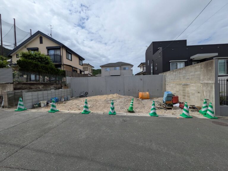 【福岡市西区生の松原】斜面の土地を、安全な宅地へ｜擁壁・造成工事の現場レポート🏗️