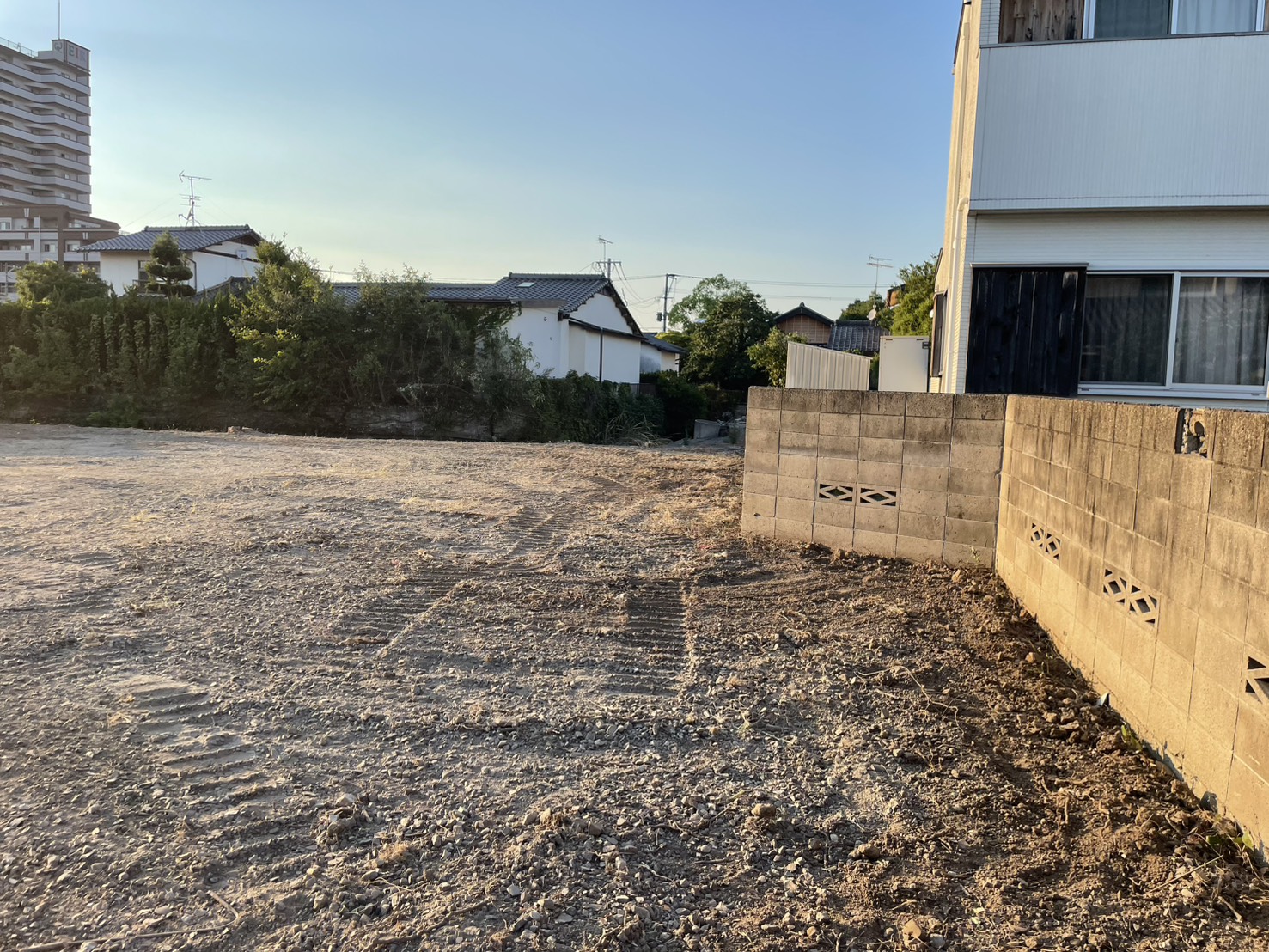 佐賀市水ケ江、伐採と整地を終えてまっさらになった土地