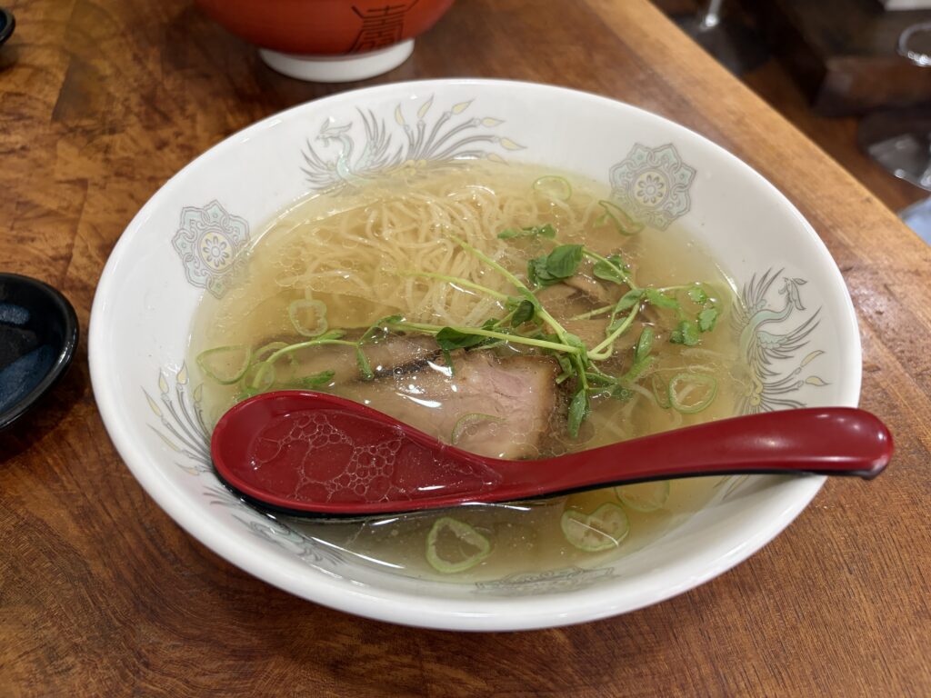 豚骨じゃない日に。長住の「めん屋 満月」さんへ🍜